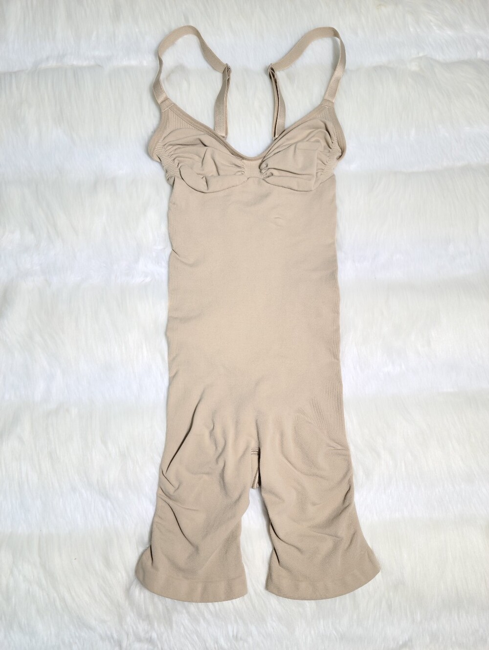 SKIMS Seamless Sculpt Mid Thigh Bodysuit Clay Small NEW